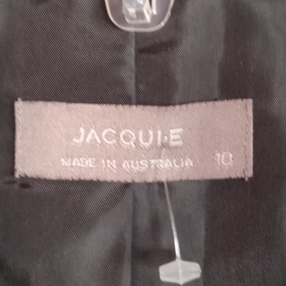 NWOT Jacqui E Black Pin Stripe Blazer, Size 10 - Picture 4 of 7